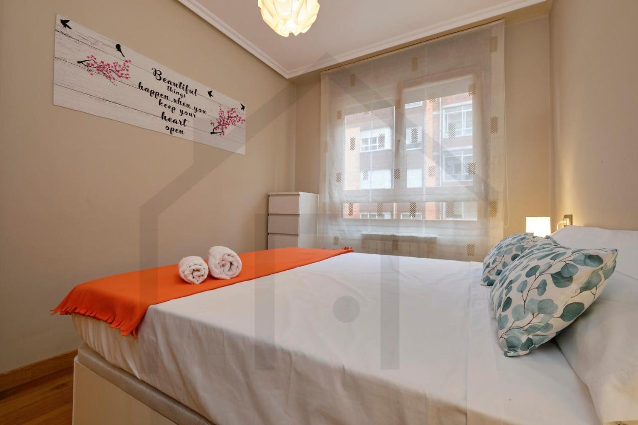 Apartamento Candelaria - Lujo A Un Paso Del Centro Овьедо Экстерьер фото